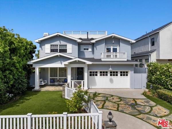 1117 Chautauqua Blvd, Pacific Palisades, CA 90272