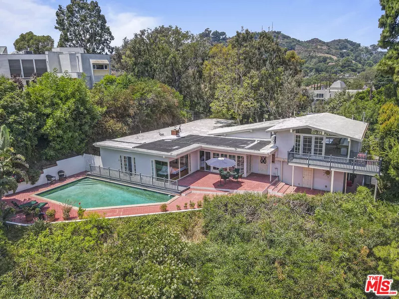 7555 Mulholland Dr, Los Angeles, CA 90046