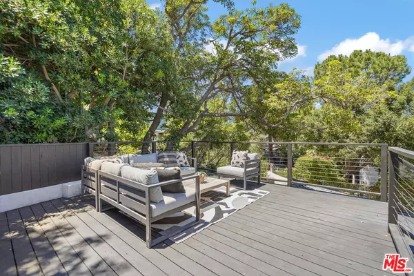 Studio City, CA 91604,11324 Sunshine Ter