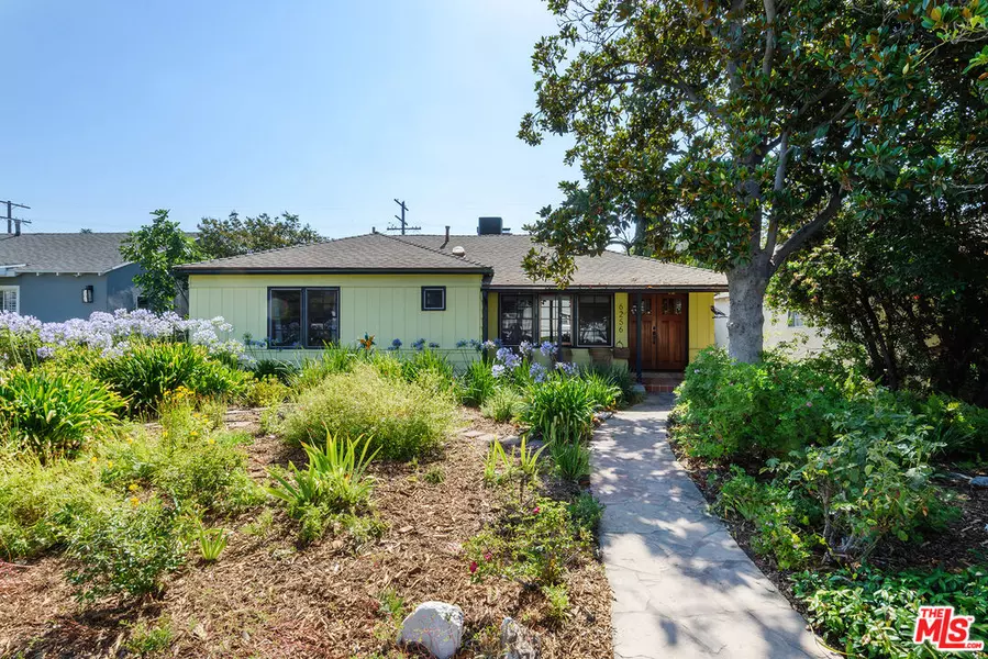 6256 Babcock Ave, North Hollywood, CA 91606