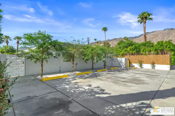 Palm Springs, CA 92264,1377 E Camino Primrose