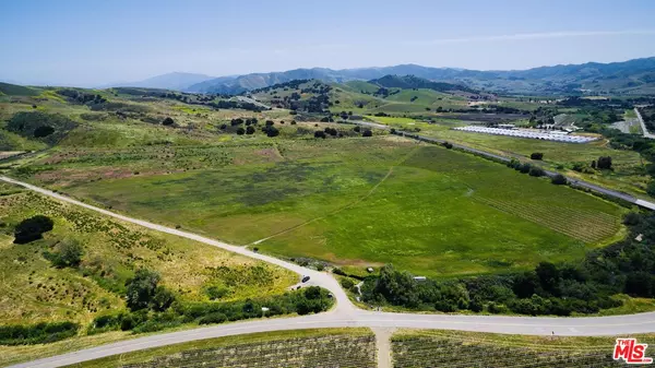 Lompoc, CA 93436,1066 Drum Canyon