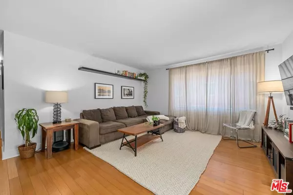 Santa Monica, CA 90404,2325 Kansas Ave #13