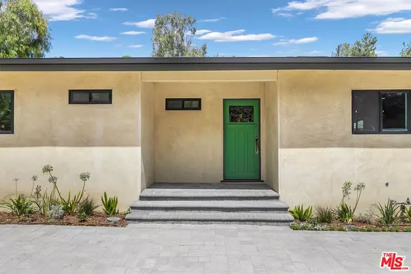 Tarzana, CA 91356,4739 Corbin Ave