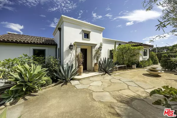 904 Jimeno Rd, Santa Barbara, CA 93103