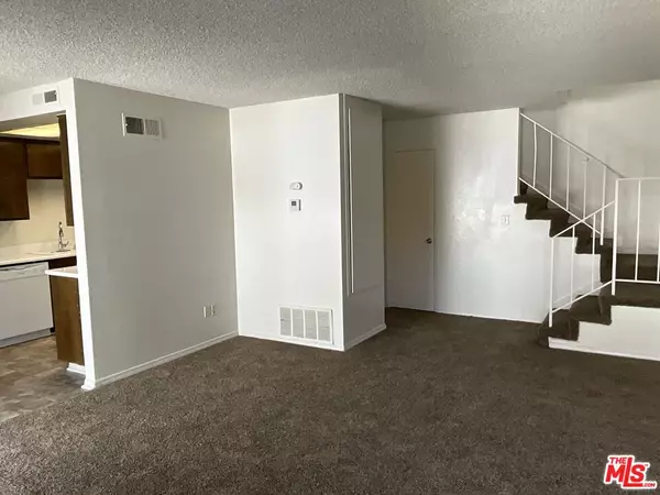 Hacienda Heights, CA 91745,1415 Eagle Park Rd #128