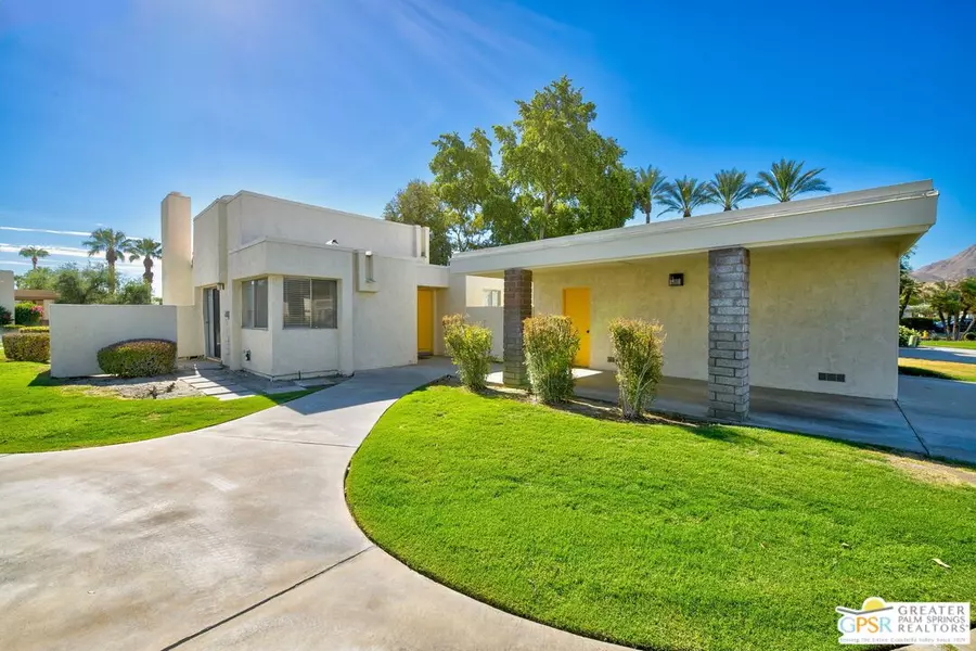 1550 Spyglass Plz, Palm Springs, CA 92264