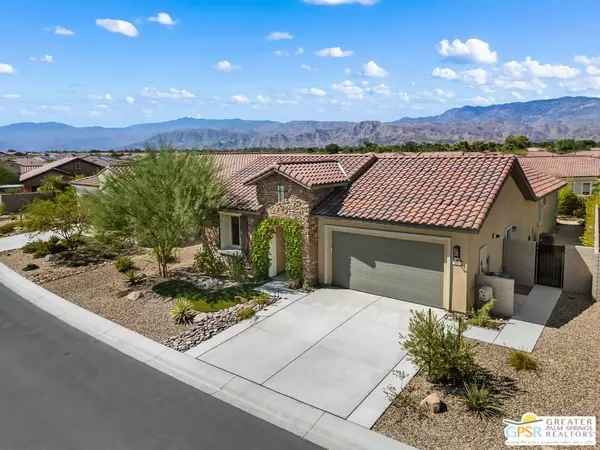 Rancho Mirage, CA 92270,17 Cork Tree