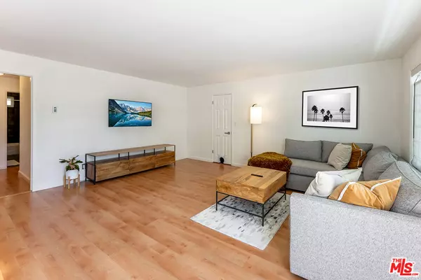 Santa Monica, CA 90405,441 Raymond Ave #5