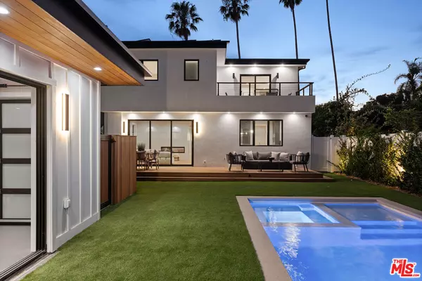 Los Angeles, CA 90046,724 N Ogden Dr