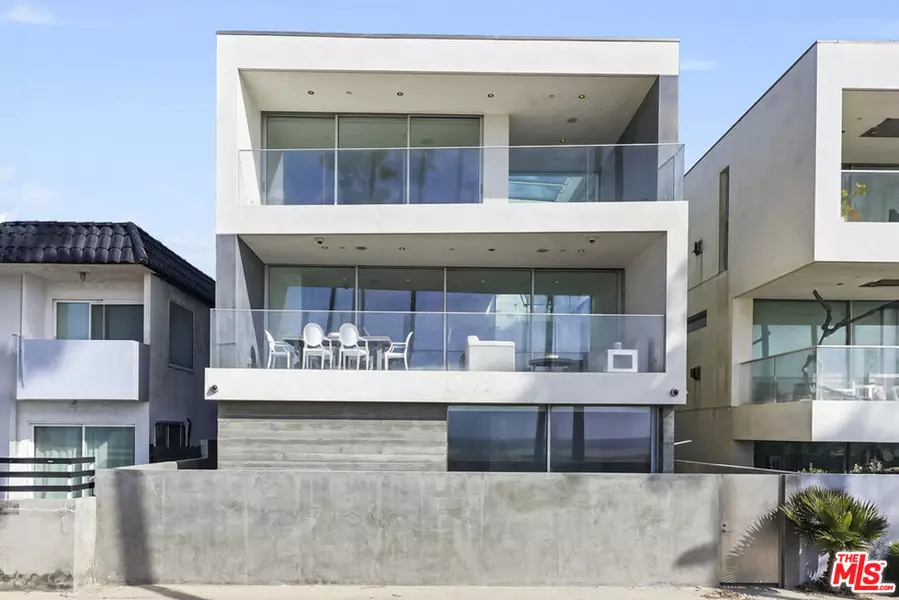 2611 Ocean Front Walk, Venice, CA 90291