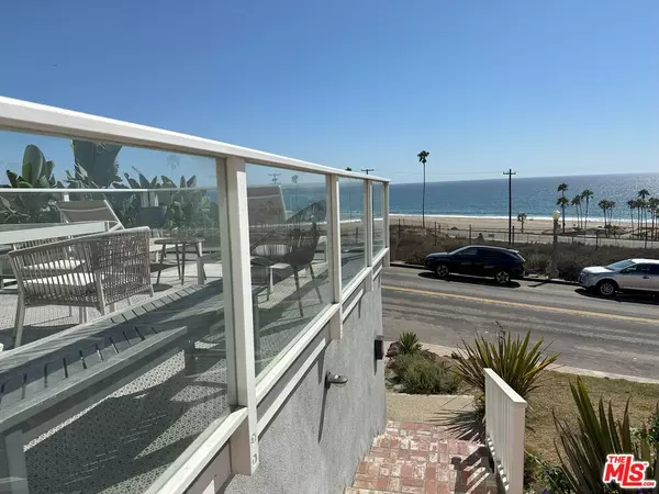 Playa Del Rey, CA 90293,135 Napoleon St