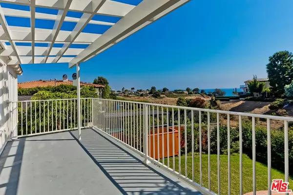 Pacific Palisades, CA 90272,424 Lombard Ave