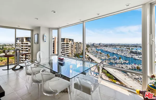 Marina Del Rey, CA 90292,4265 Marina City Drive #PH 15