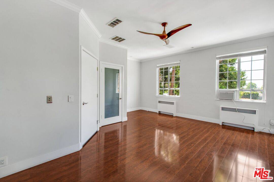9730 Wilshire Blvd #216, Beverly Hills, CA 90212