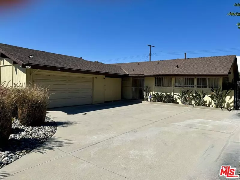 Variel Ave, Canoga Park, CA 91304