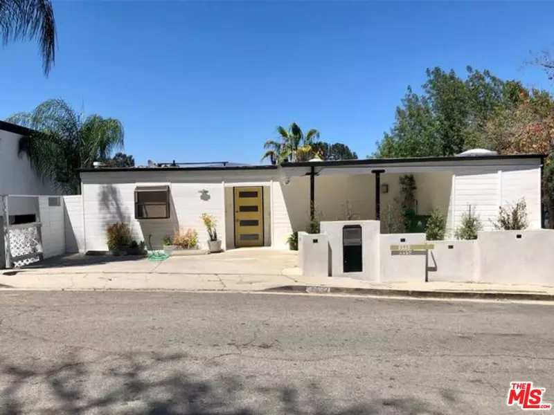 3352 Oak Glen Dr, Los Angeles, CA 90068