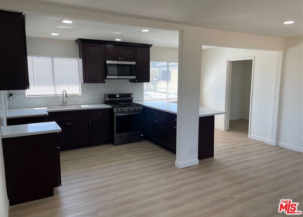 Anaheim, CA 92804,3216 W Cabot Dr