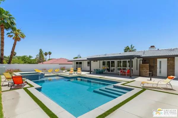 Palm Springs, CA 92262,522 W Santa Catalina Rd