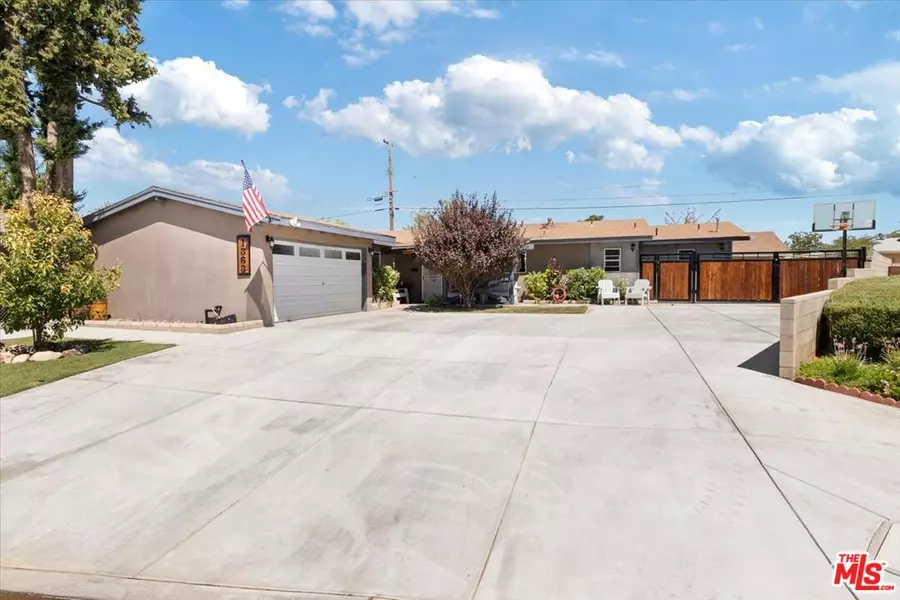 1363 Indian Sage Rd, Lancaster, CA 93534