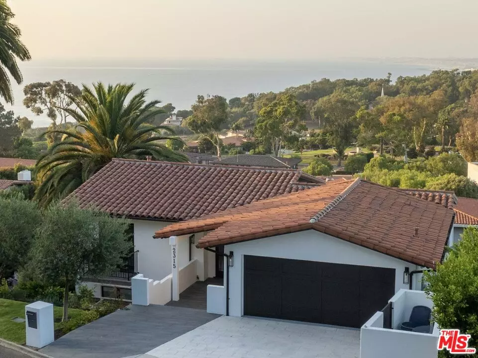 Palos Verdes Estates, CA 90274,2315 Via Pinale