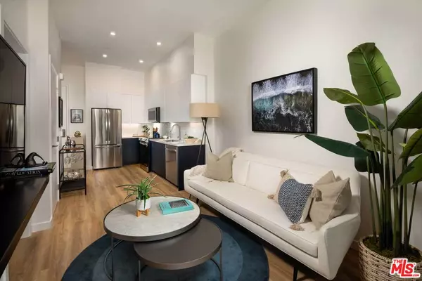 3223 Wilshire Blvd #310, Santa Monica, CA 90403