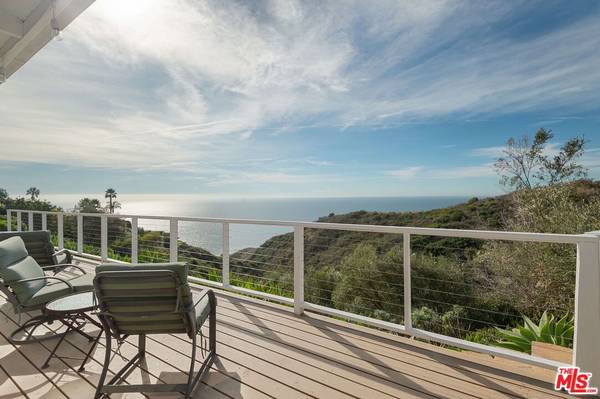 22329 Carbon Mesa Rd, Malibu, CA 90265