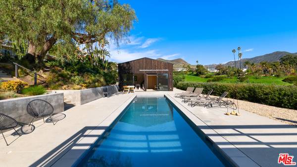 29517 Harvester Rd, Malibu, CA 90265