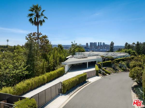 1012 Wallace Rdg, Beverly Hills, CA 90210