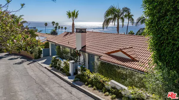 Pacific Palisades, CA 90272,17820 Castellammare Dr