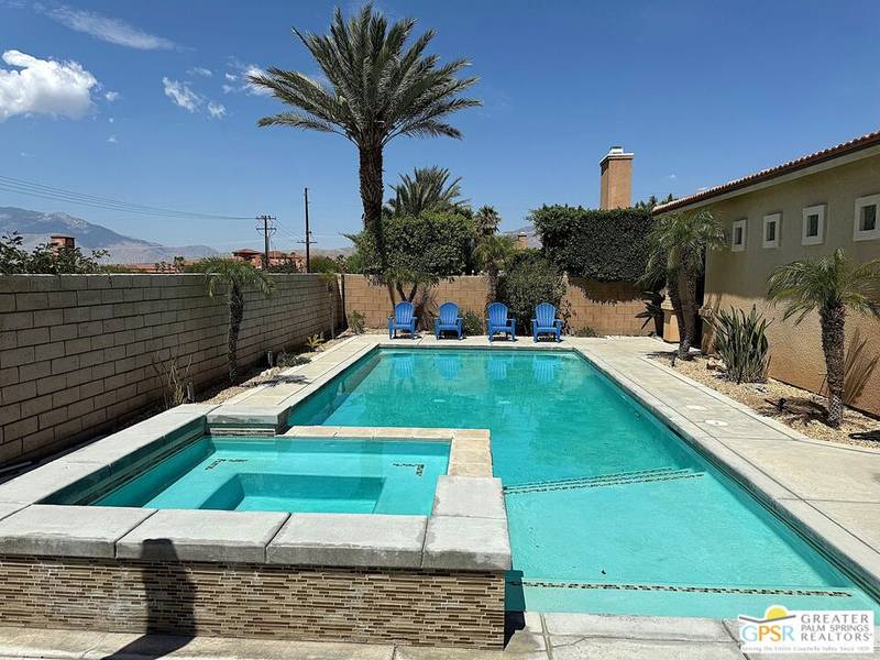 65077 Rolling Hills Dr, Desert Hot Springs, CA 92240