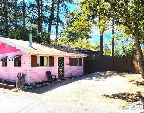 25305 Marion Ridge Dr #A, Idyllwild, CA 92549