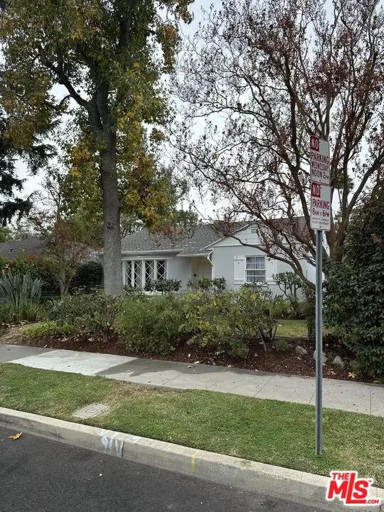 1305 N Pass Ave, Burbank, CA 91505