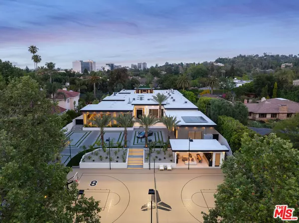 Encino, CA 91436,4640 Petit Ave