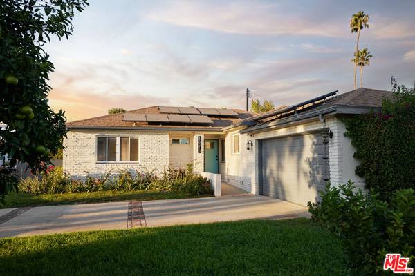 15315 Clymer St, Mission Hills, CA 91345