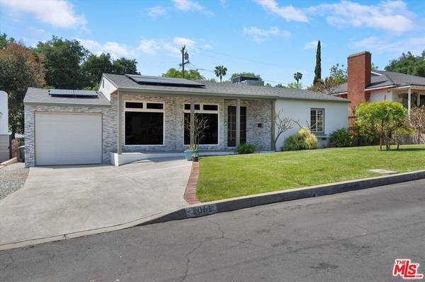 3061 Highview Ave, Altadena, CA 91001