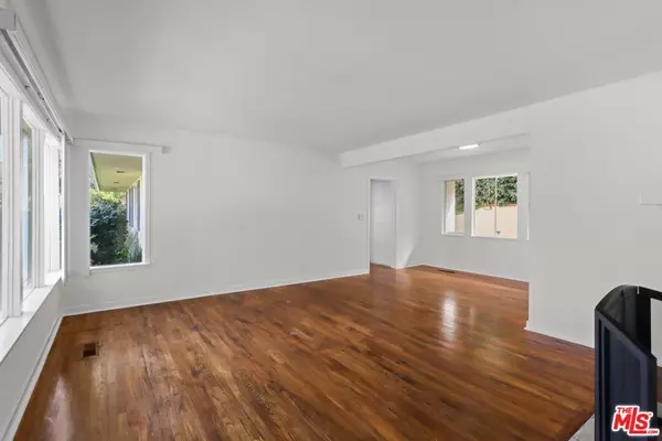 Pacific Palisades, CA 90272,15102 Albright St