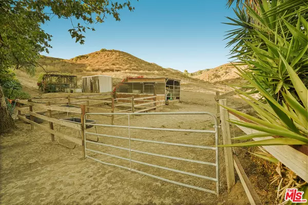 Malibu, CA 90265,34229 Mulholland Hwy