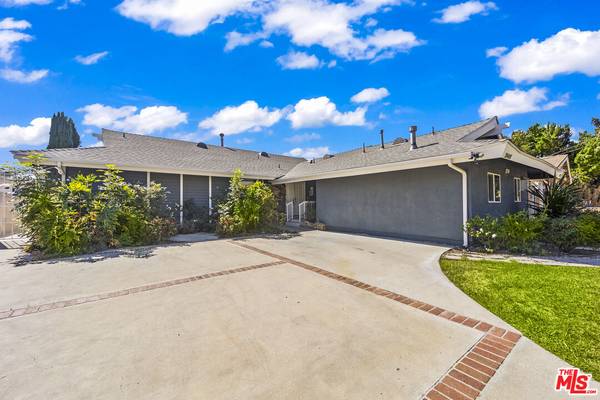 20408 Keswick St, Winnetka, CA 91306