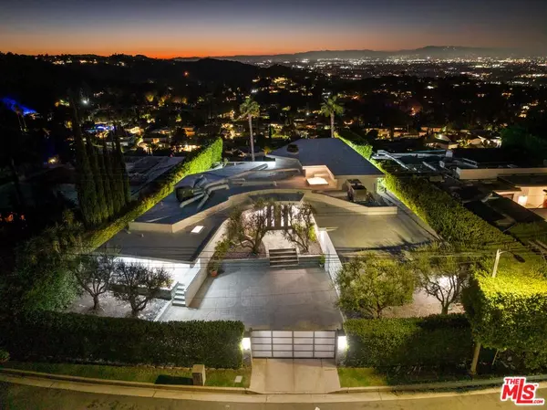 Studio City, CA 90046,8045 Mulholland Dr