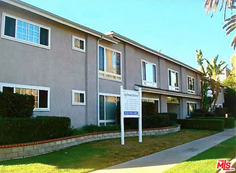 Sherman Oaks, CA 91423,4555 Sylmar Ave #231