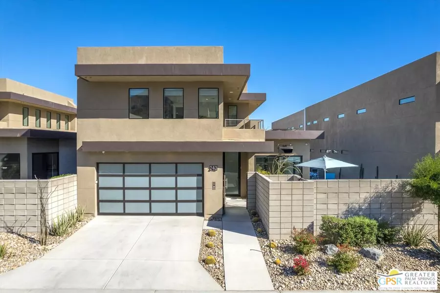 242 Vista Ter, Palm Springs, CA 92262