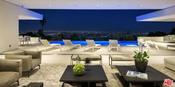 Beverly Hills, CA 90210,1535 Carla RDG