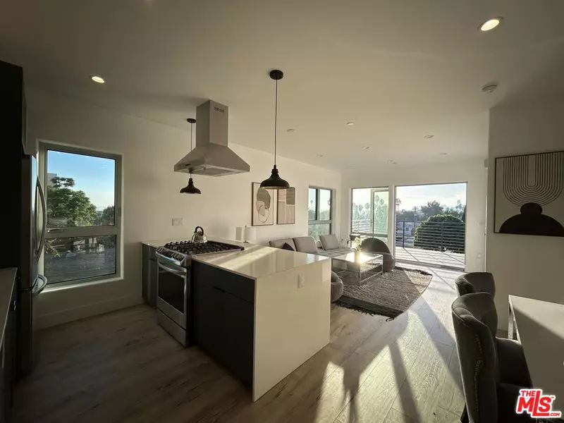 1236 N Fairfax #5, West Hollywood, CA 90046