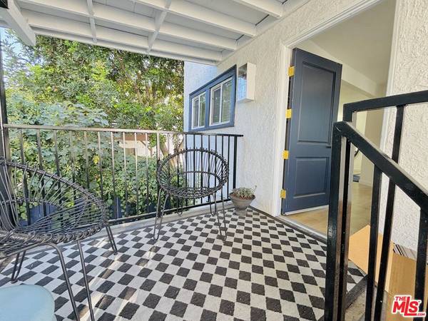 1928 Santa Ynez St, Los Angeles, CA 90026