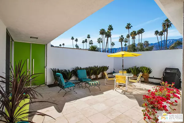 14 Lakeview Cir, Palm Springs, CA 92264