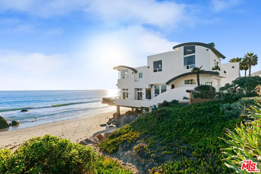 31626 Sea Level Dr, Malibu, CA 90265