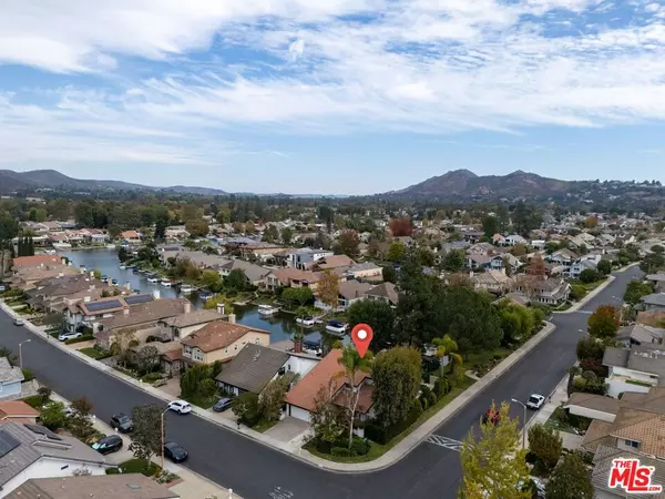 Westlake Village, CA 91361,1426 Southwind Cir