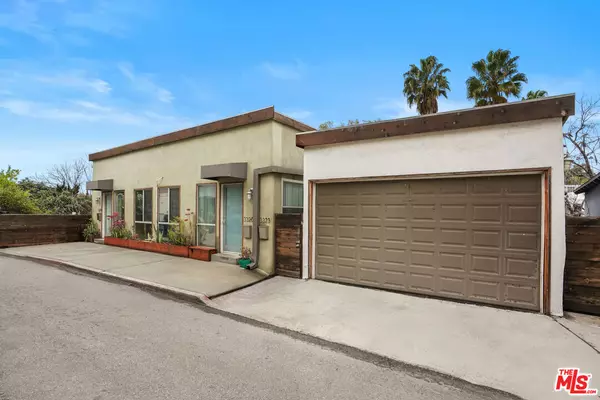 Los Angeles, CA 90026,3324 Hamilton Way