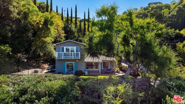 3810 Rhodes Ave, Studio City, CA 91604